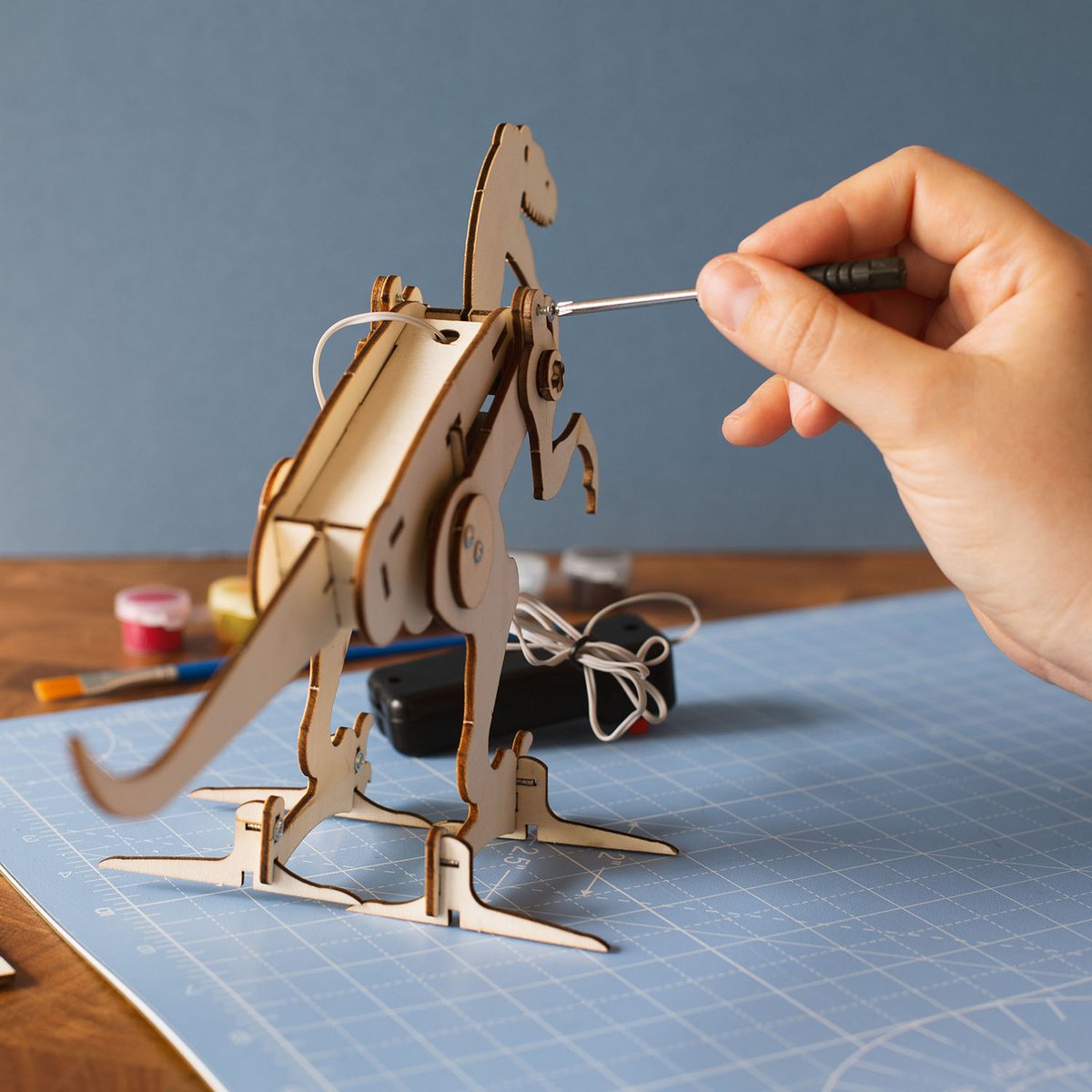Bouw Je Eigen Dinosaurus Met Afstandsbediening