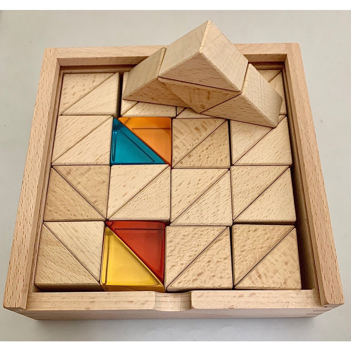 Small Wood Triangles/32Pc