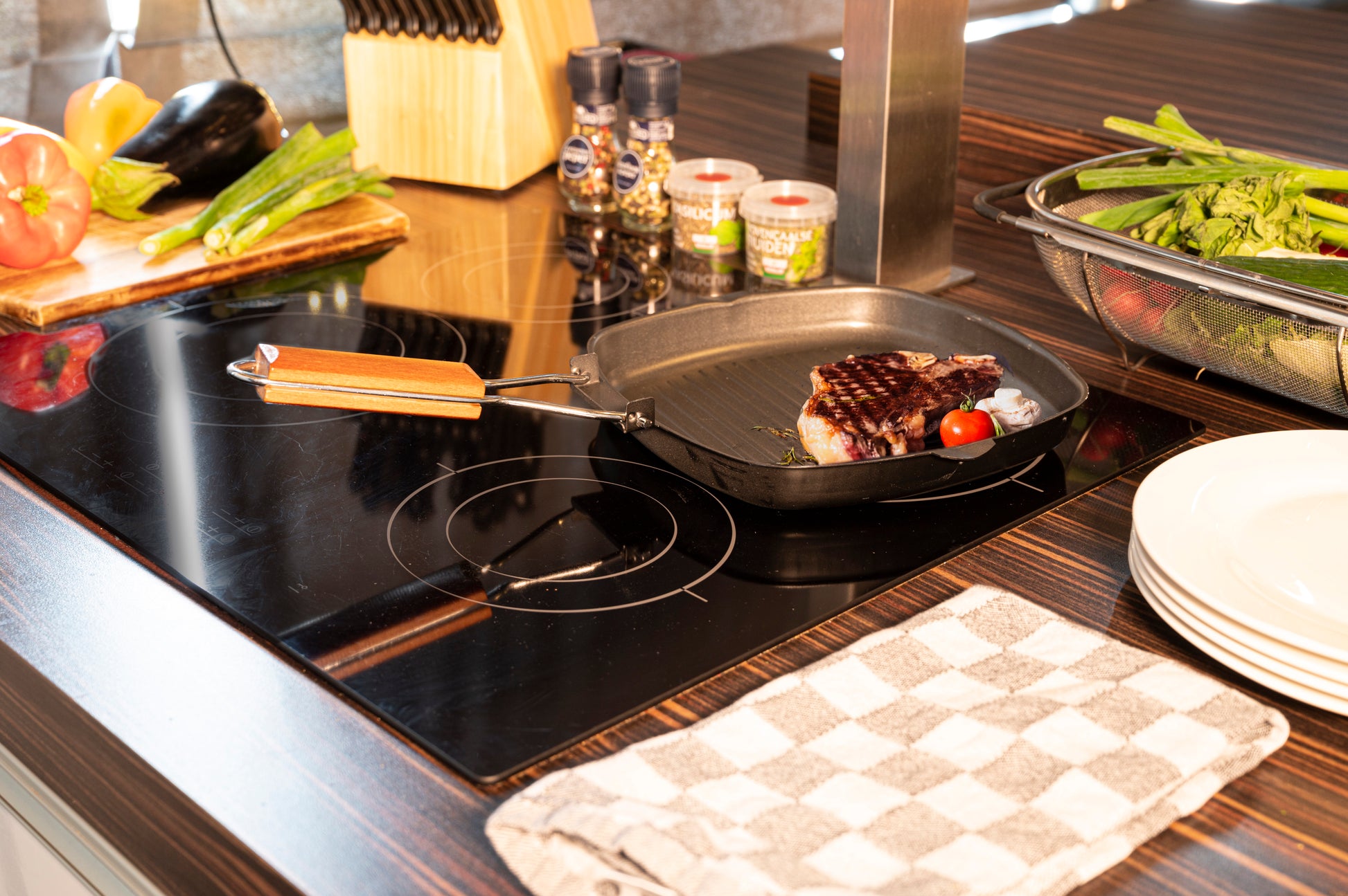 Grill Pan W/Fold Handle Ø24Cm
