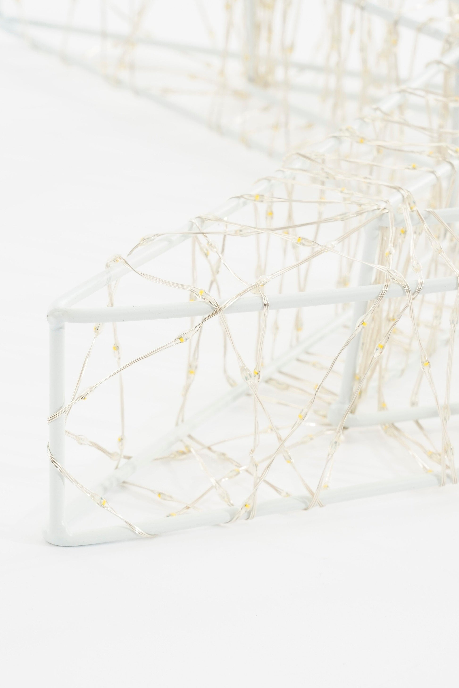Hanging Star With Warm White Led Lighting - Ø56 Cm - Metal - White