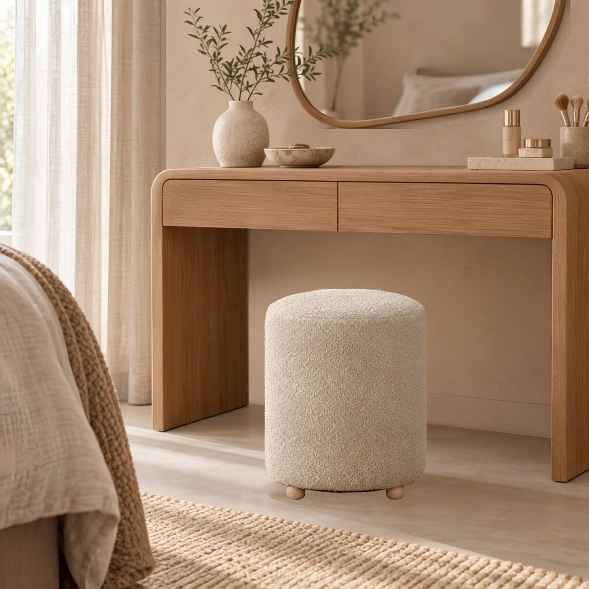 Yves Kruk Beige Fsc 100% - H38Xd31Cm