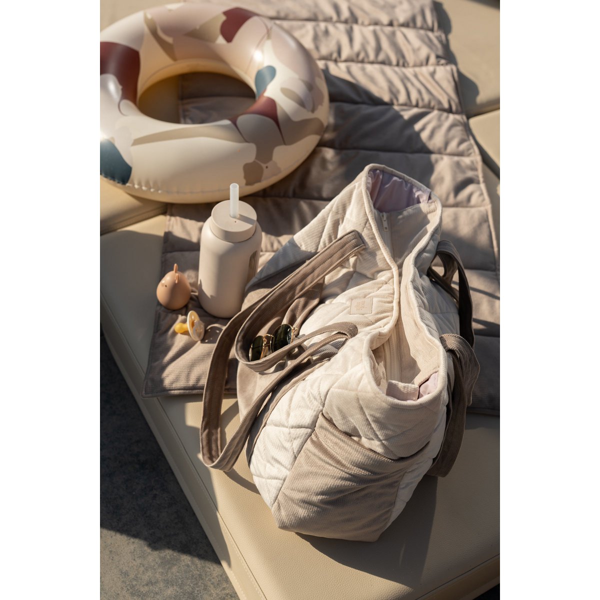 Reistas "Beige"
