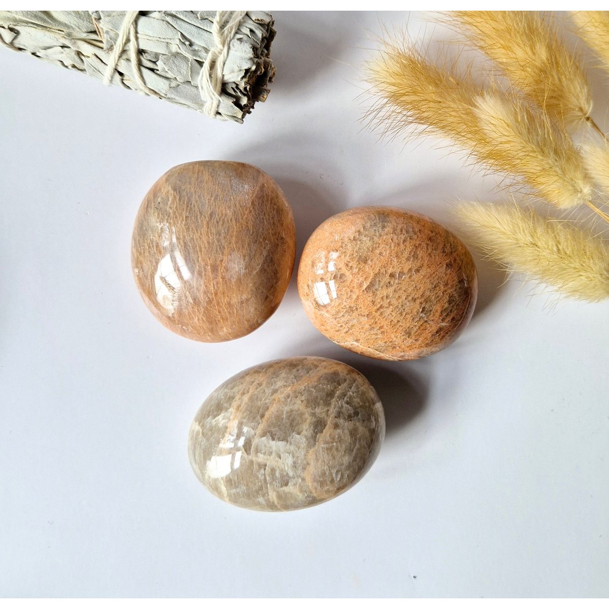 Peach Moonstone Palmstone 150-200Gr Handsteen Voor Rust En Balans Worry Stone Zorgensteen Maansteen