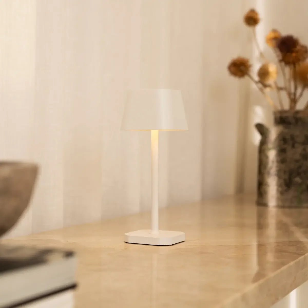 Ava Witte Oplaadbare Tafellamp