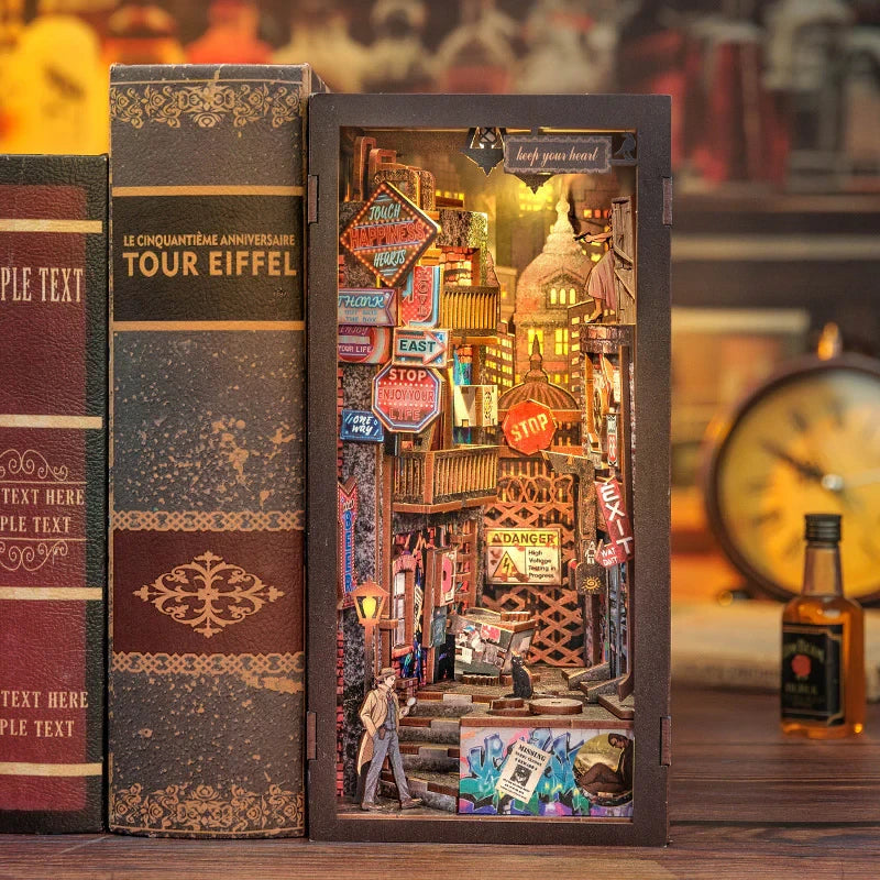 Cutebee, Diy Booknook, The Long Goodby, Bn02B, 18X11X23Cm