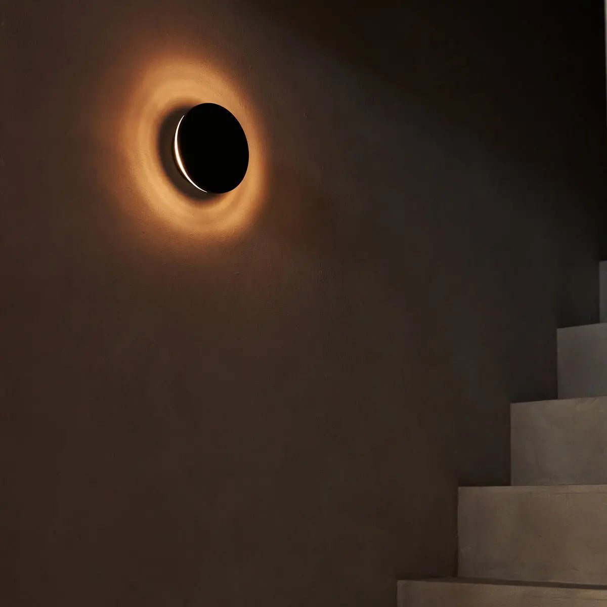 Lou Zwarte Oplaadbare Wandlamp