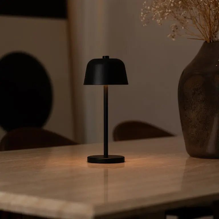 Anton Zwarte Oplaadbare Tafellamp