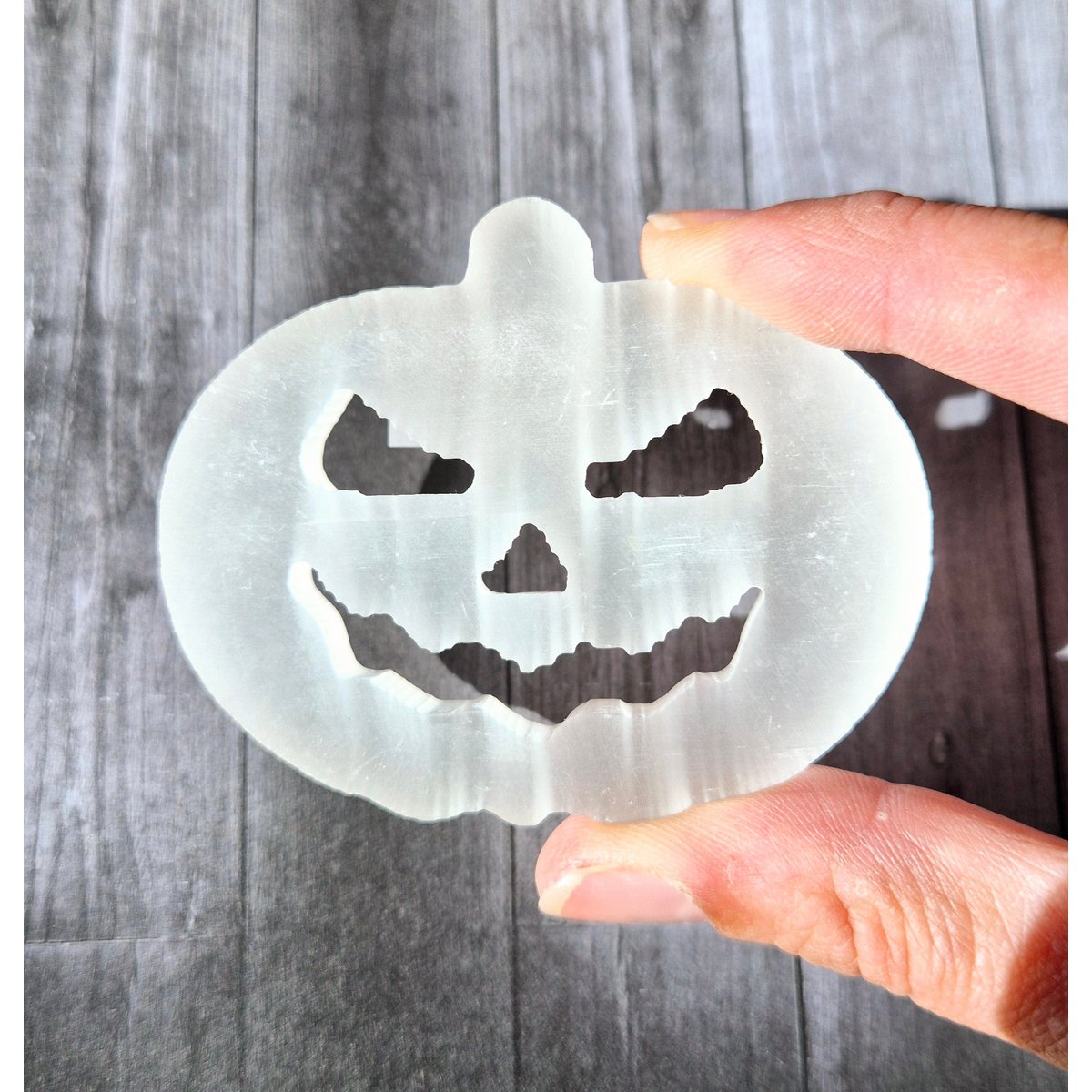 Seleniet Pompoen Carving – Halloween Crystal Magic
