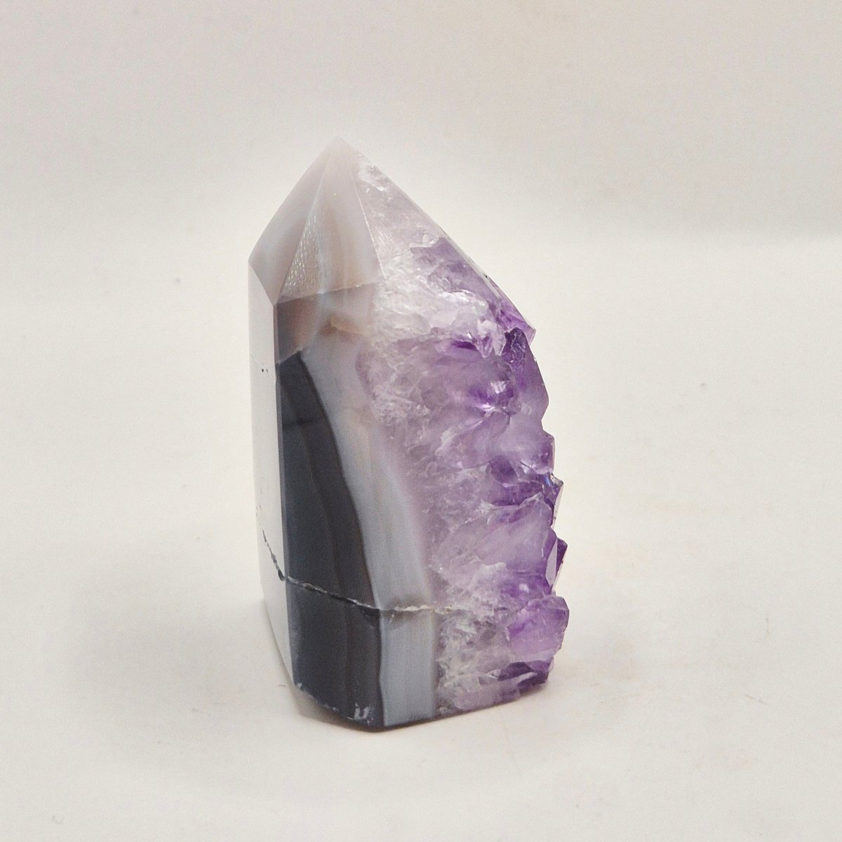 Amethist Agaat Punt Uruguay 88G – Hoogwaardige Druzy Edelsteen Met Natuurlijke Agaatbanden