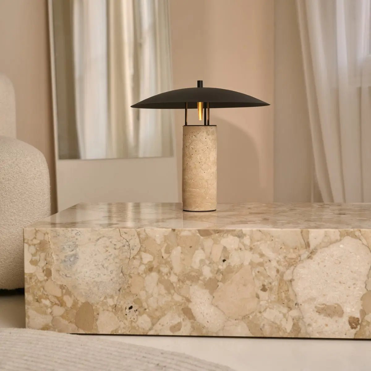 Nicolaas Travertine Lamp