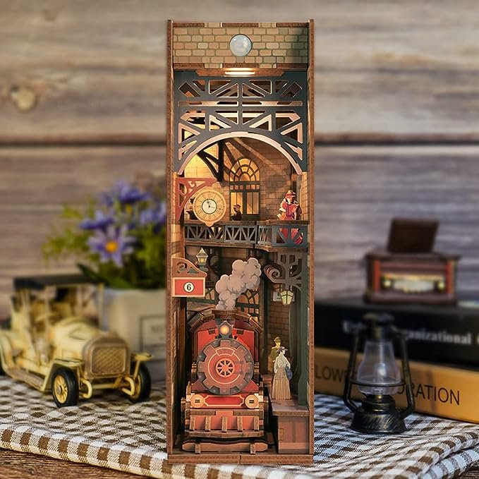 Tonecheer, Diy Book Nook, Trein/Train, The Steam Age Bookend, Tq125, 18X8X24,5Cm