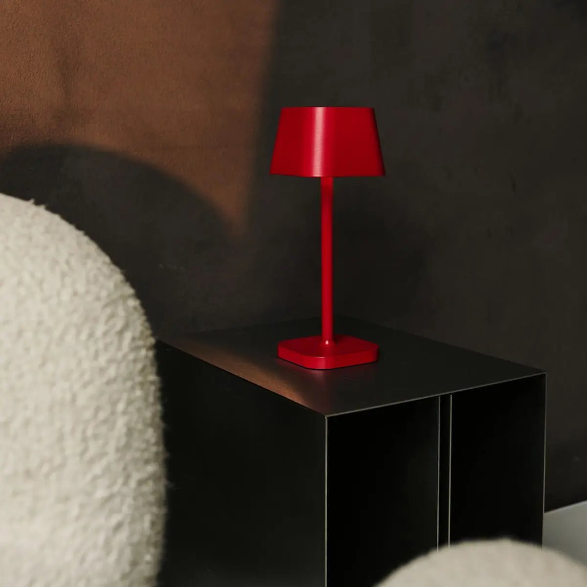 Ava Berry Rode Oplaadbare Tafellamp