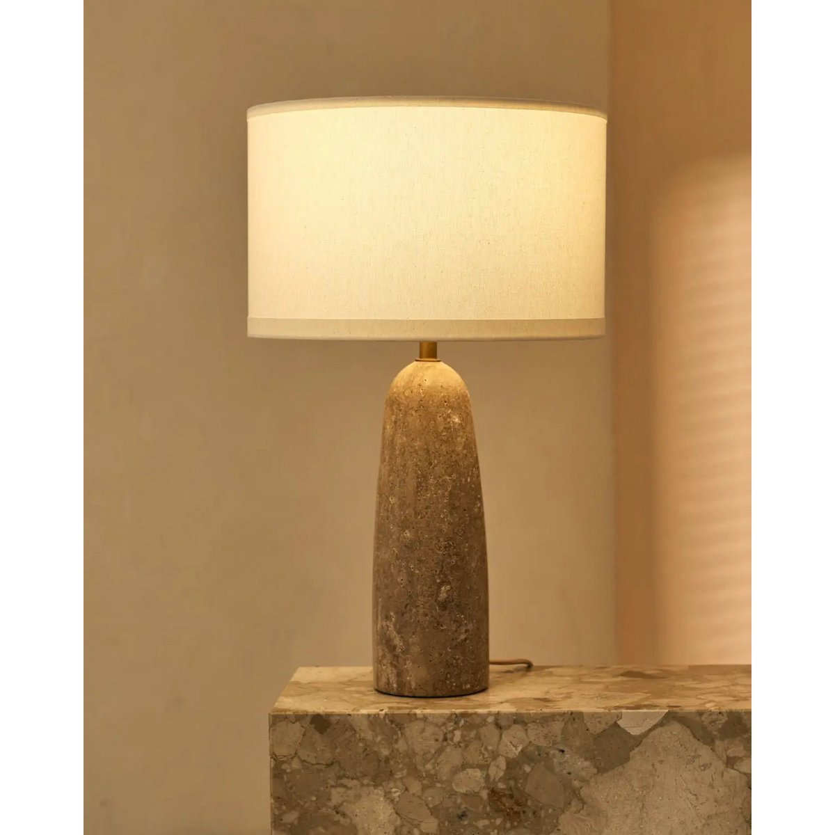 Isla Travertijnlamp
