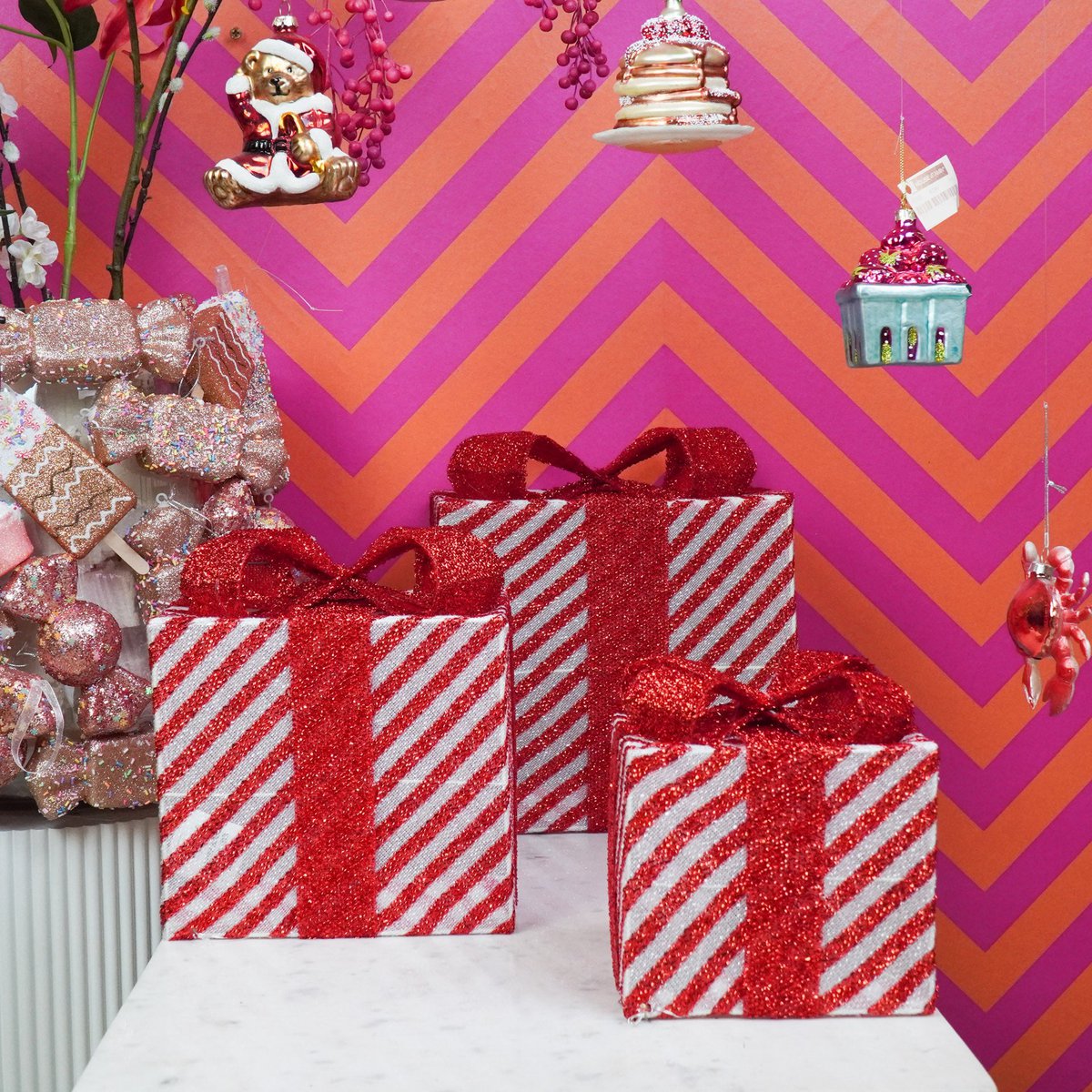 Led Xmas Gift - S3 - Polysenee - Rood/White -15/20/25Cm