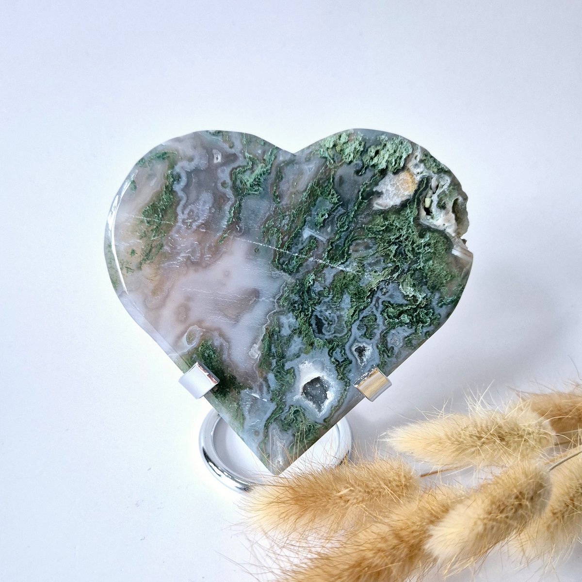Edelsteen Grote Druzy Mosagaat Hart Op Metalen Standaard – #59 205Gram