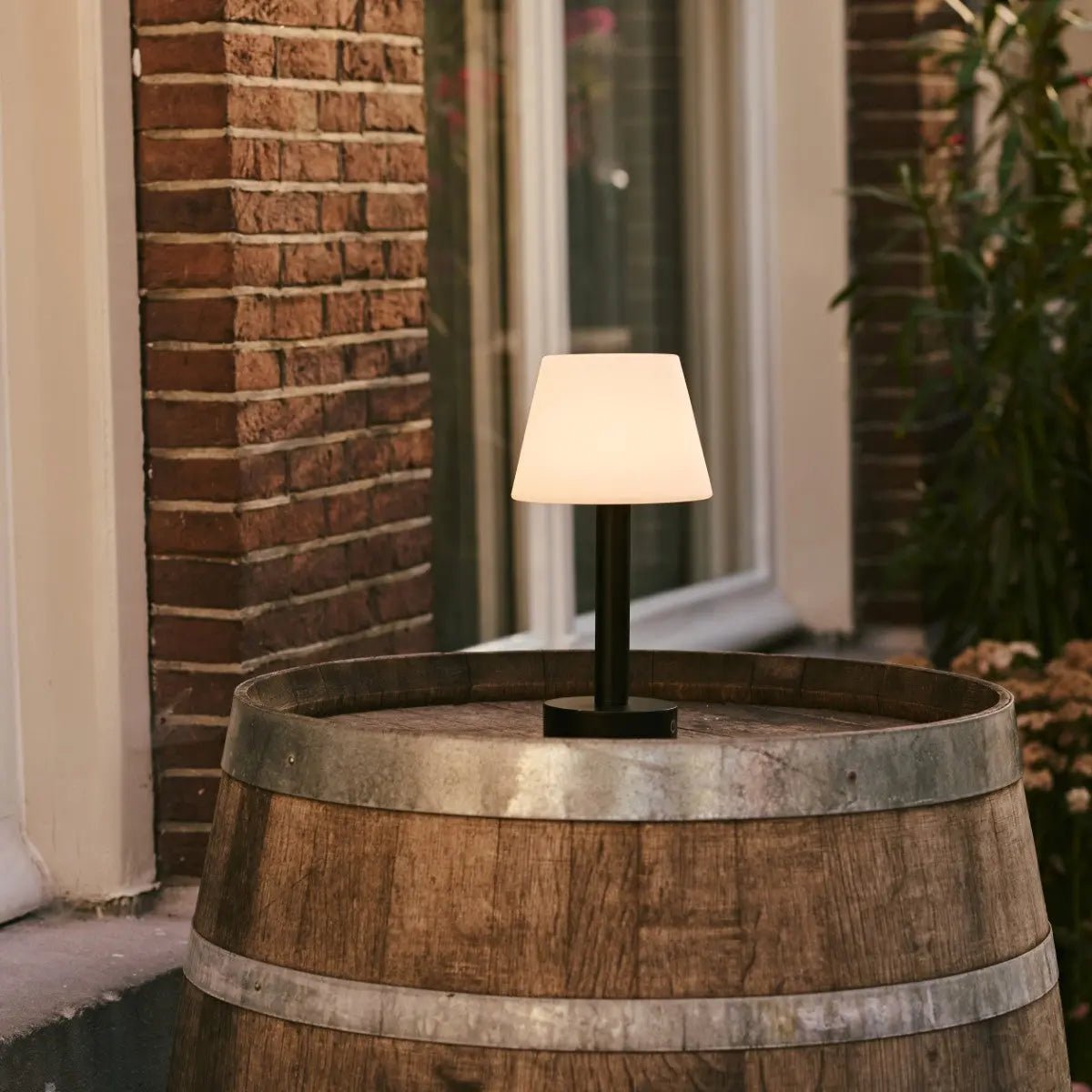 Zoë Zwarte Houten Oplaadbare Tafellamp