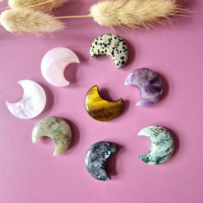 Edelsteen Maan 3Cm Labradoriet – Handsteen Worrystone Zorgensteen Palmsteen Spiritueel Cadeau