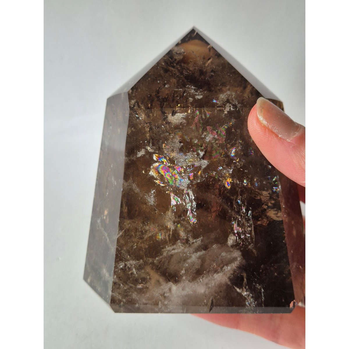 Rookkwarts Toren 642 Gram – Hoge Kwaliteit Smoky Quartz Met Diepe Insluitsels