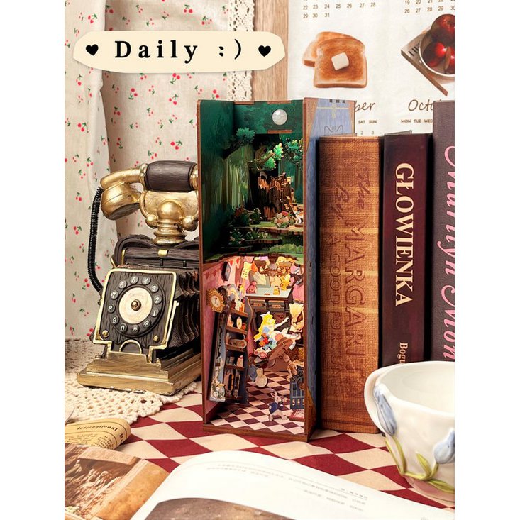 Tonecheer, Diy Book Nook, Alice In Wonderland Bookend, Tq128, 18X8X24,5Cm