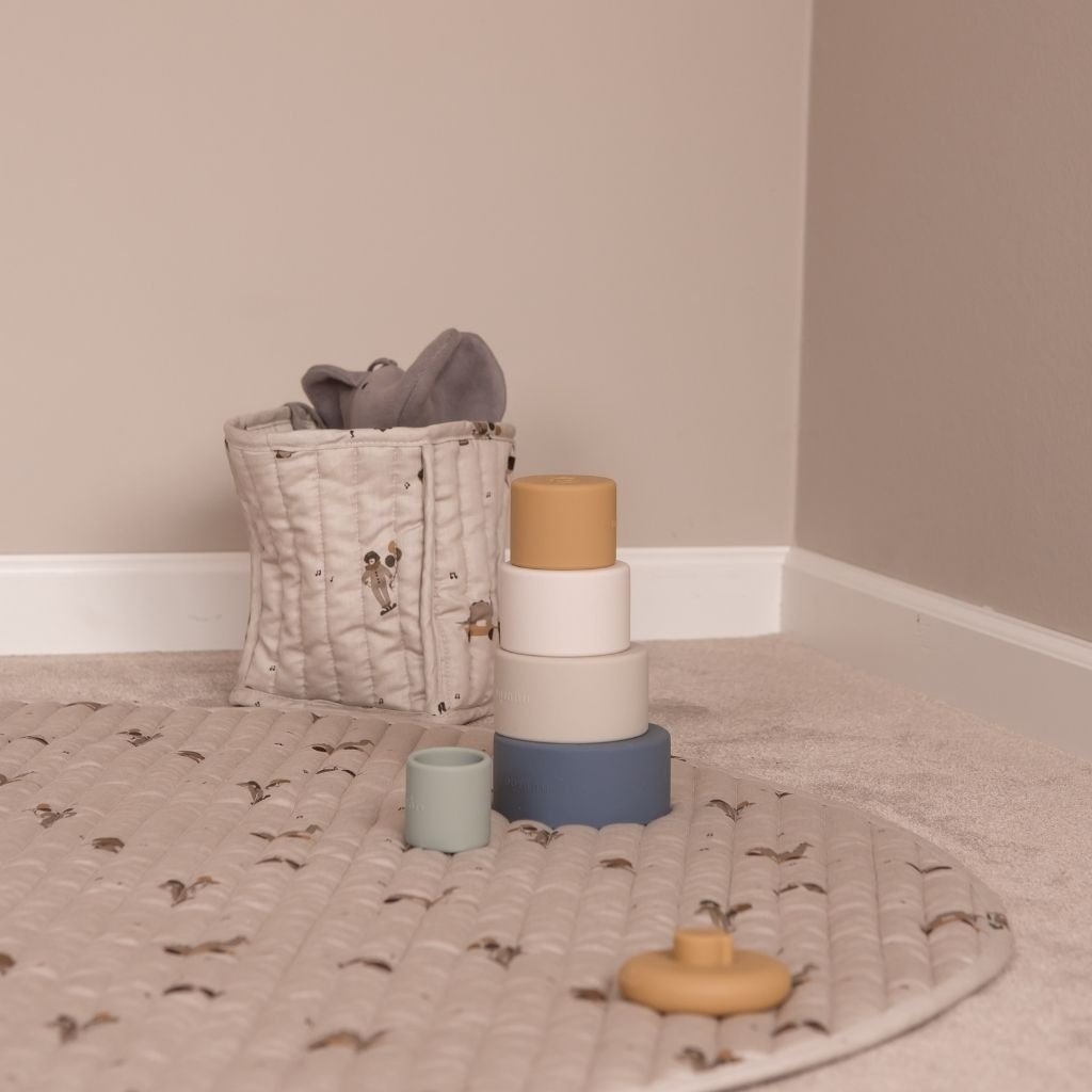 Vanja Silicone Stacking Tower
