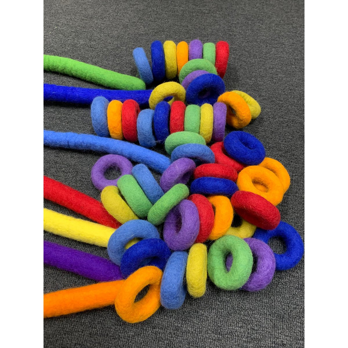 Felt Stringing Doughnuts/49Pc
