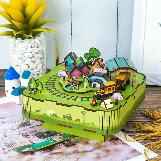 Tonecheer, Muziekdoosje, Diy 3D Houten Puzzel, Singing In The Meadow, Tq059, 14X14X9,6Cm