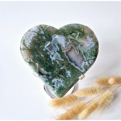 Edelsteen Grote Druzy Mosagaat Hart Op Metalen Standaard – #35 323 Gram