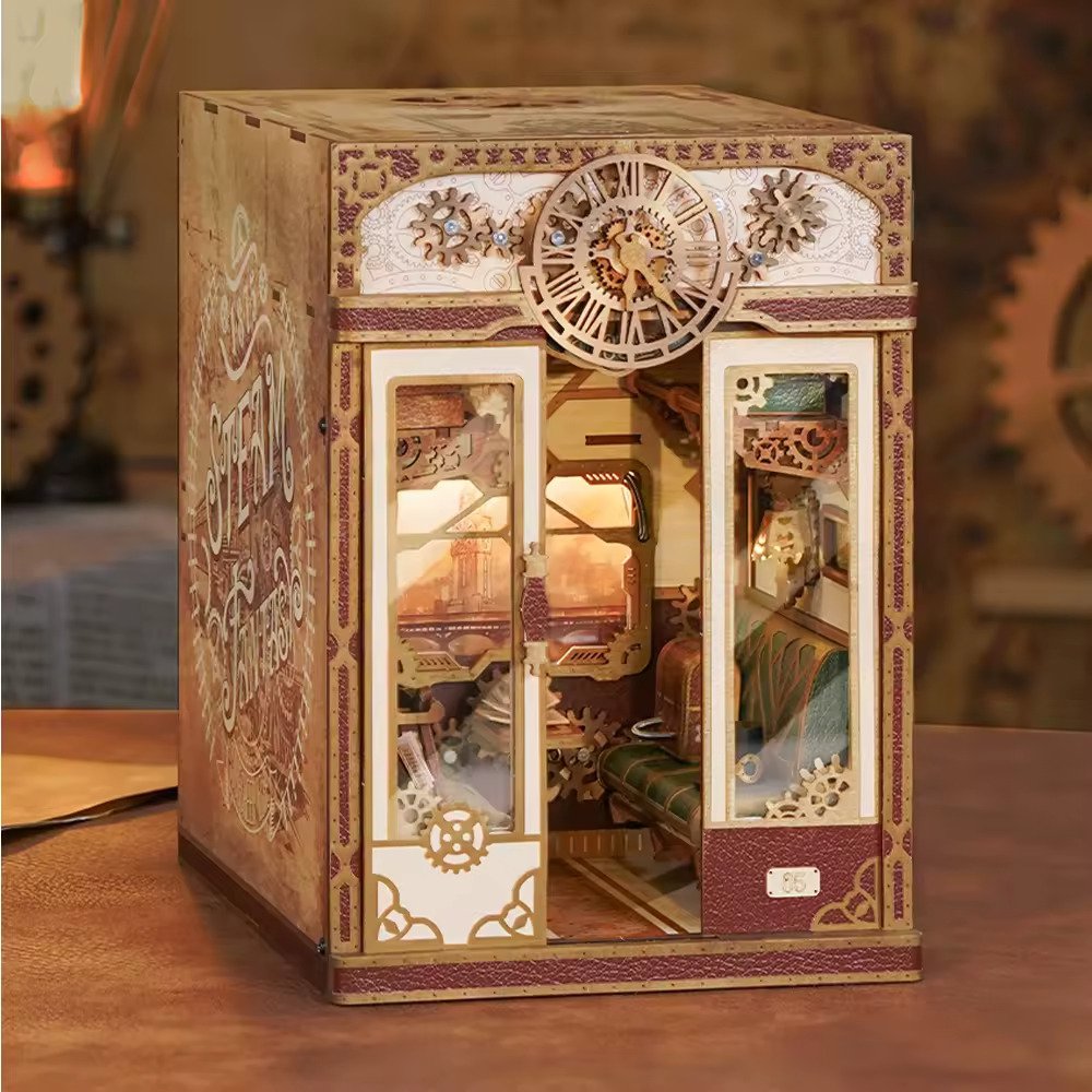 Tonecheer, Diy Book Nook, Trein Cabine/Train Cabine, Steam Fantasy, Tq442, 15,8X22,4X22,5Cm