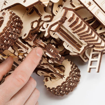 Eco Wood Art (Ewa) 3D Houten Puzzel Grain Harvesting Combine Gh800, 3380, 52,7X45,8X18,7 Cm