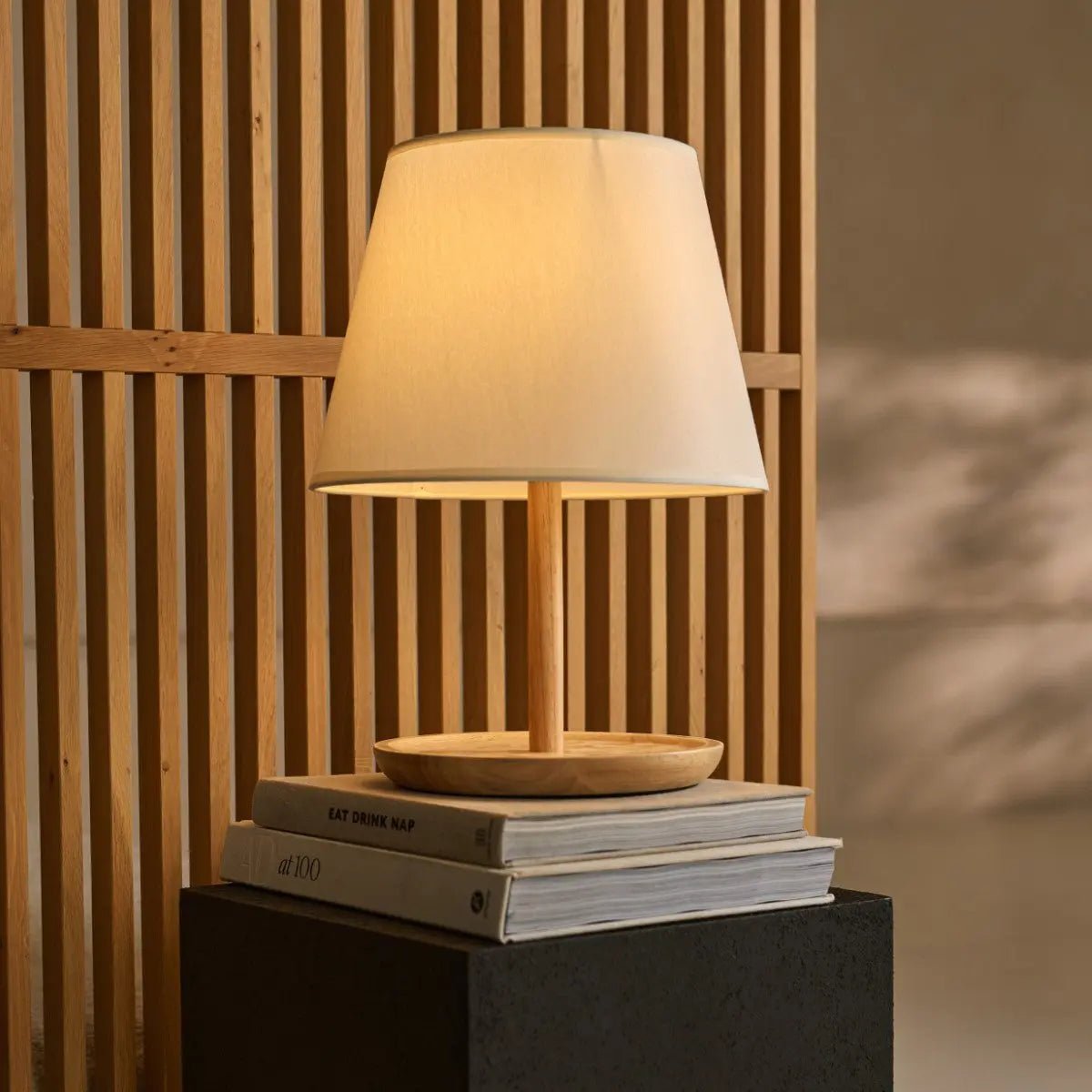 Emily Lichtbruine Houten Lamp