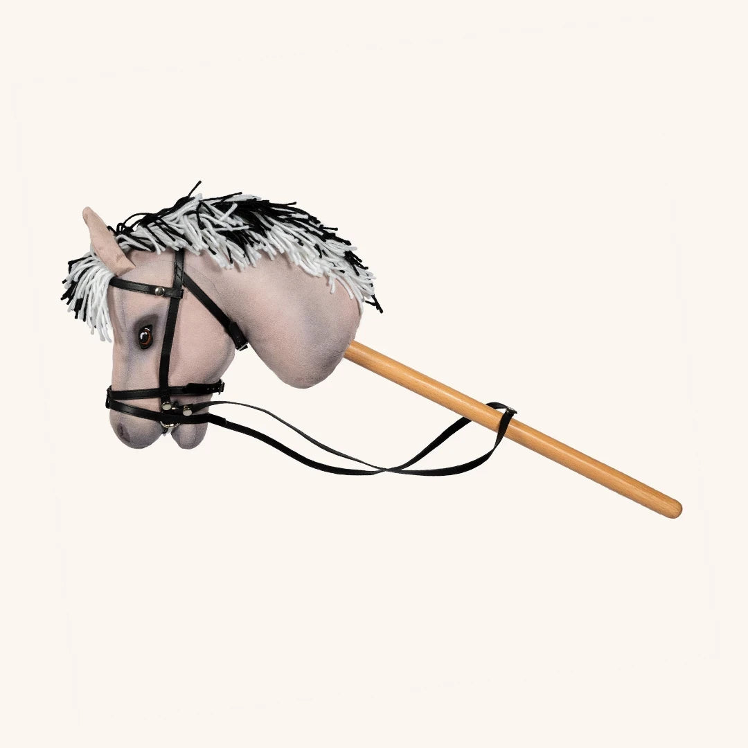 Stokpaard Luna Zandkleurig