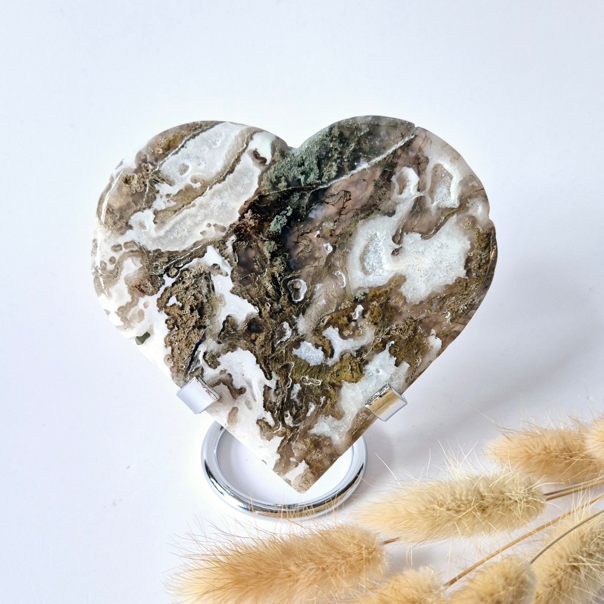 Edelsteen Grote Druzy Mosagaat Hart Op Metalen Standaard – #39 181 Gram