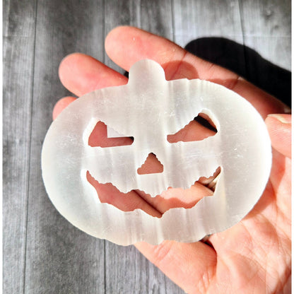 Seleniet Pompoen Carving – Halloween Crystal Magic