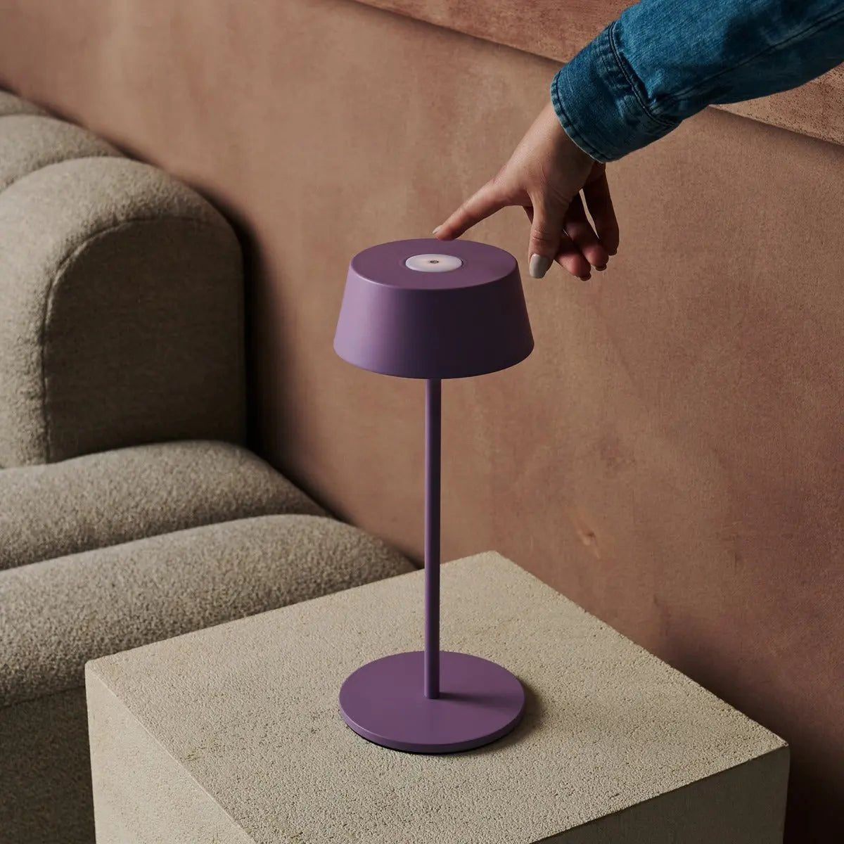 Hugo Violet Lila Oplaadbare Tafellamp