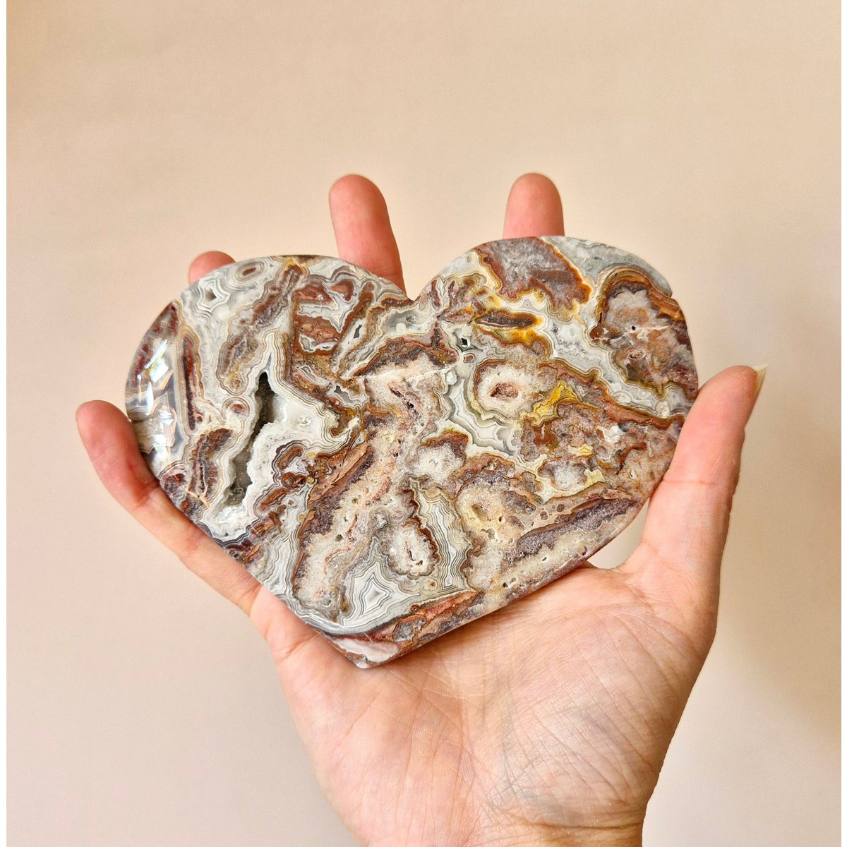 Mexican Crazy Lace Agate Hart Op Standaard #1 – Ongeveer 300G Edelsteen Voor Vreugde & Balans