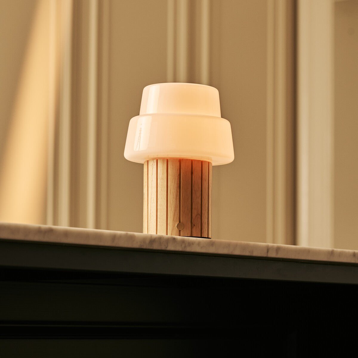 Lio Lichtbruine Oplaadbare Tafellamp