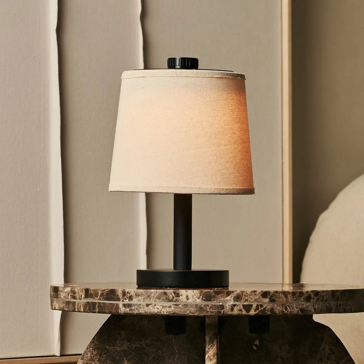 Rover Zwarte Houten Oplaadbare Lamp