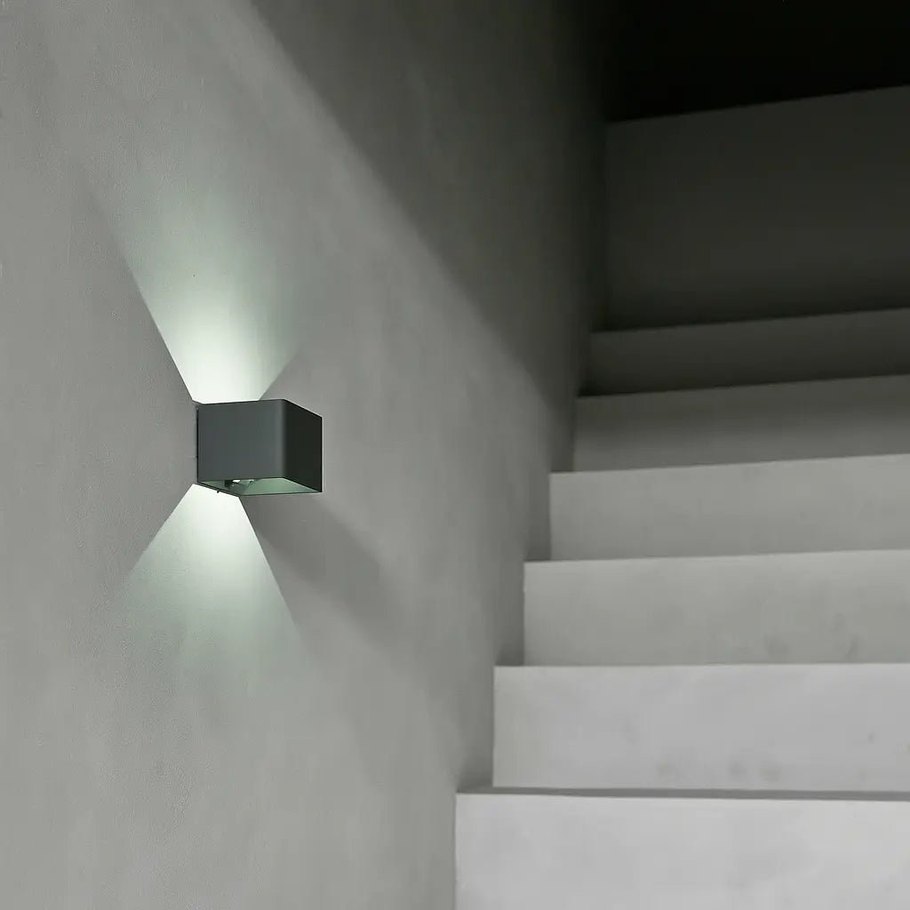 Tess Stone Grey Oplaadbare Wandlamp