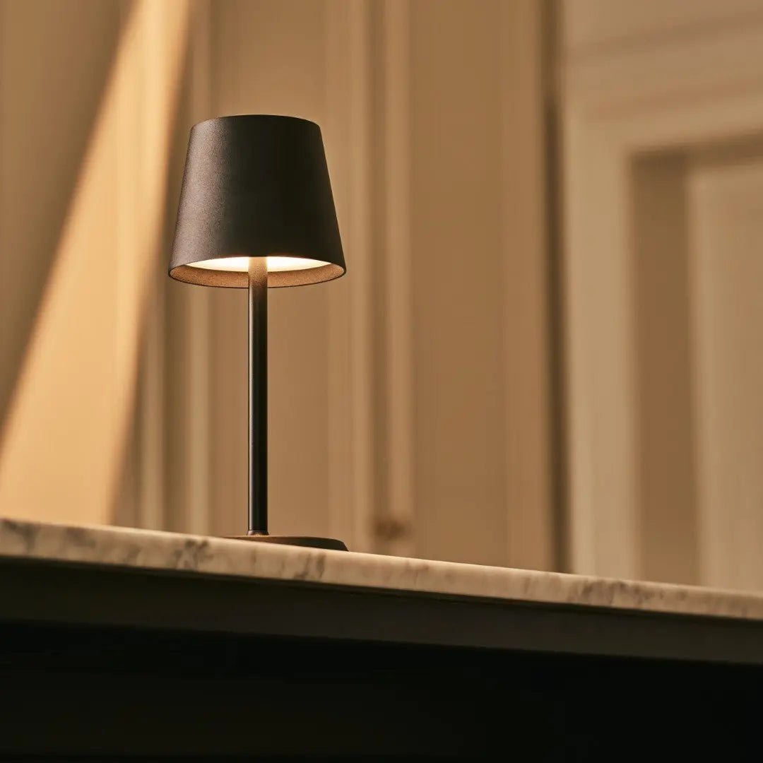 James Black Oplaadbare Tafellamp