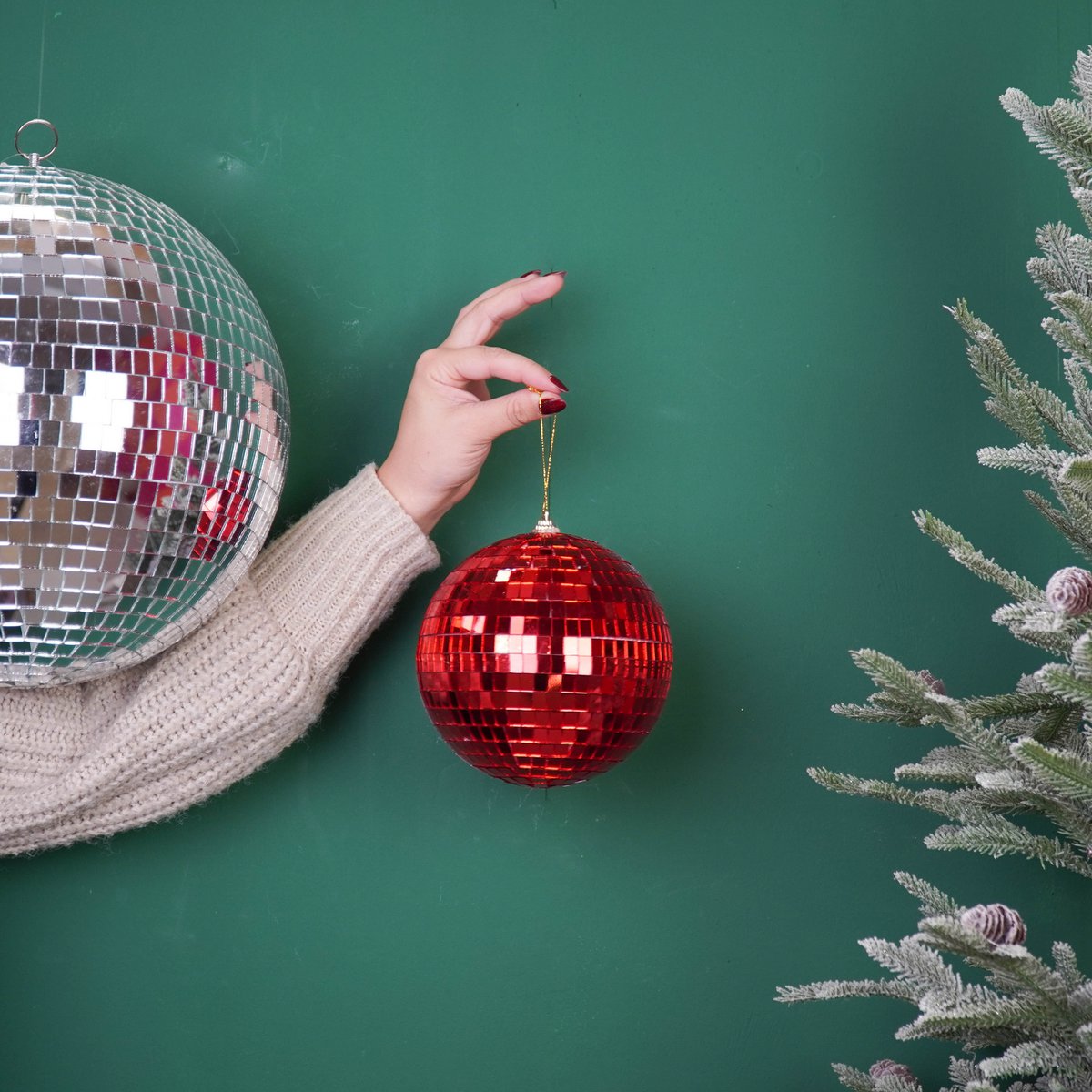 Kerstversiering - Kersthanger - Discobal - Schuim - Rood - 15X15X15Cm