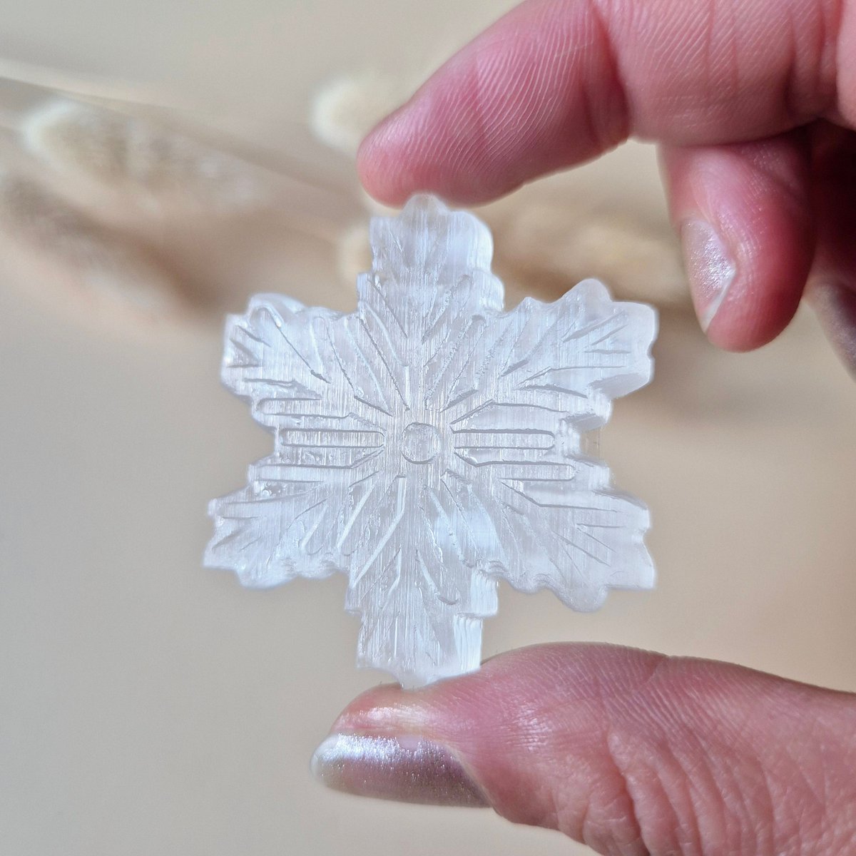 Seleniet Sneeuwvlok 40 Mm Carving - Kerstmis Edelsteen Winter Decoratie