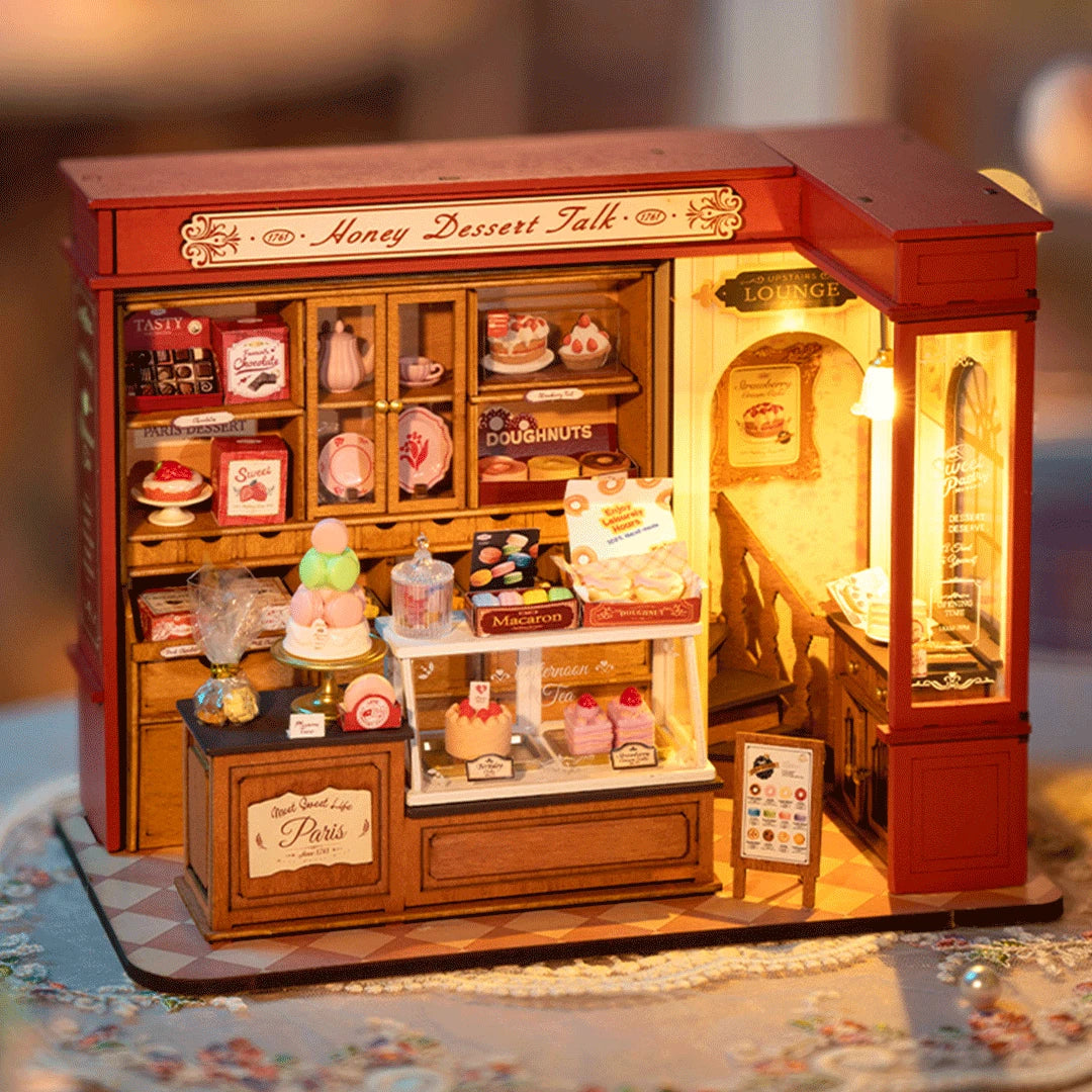 Robotime, Diy Huisje, Honey Dessert Talk Met Led Verlichting, Dg168, 23X13,5X17,3Cm