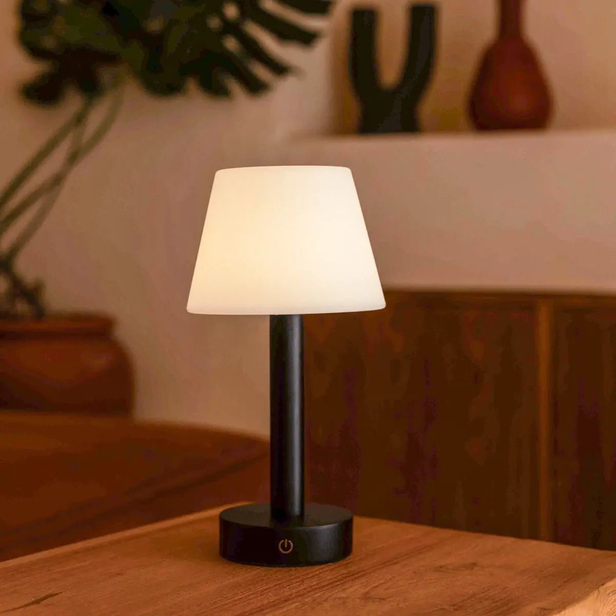 Zoë Zwarte Houten Oplaadbare Tafellamp