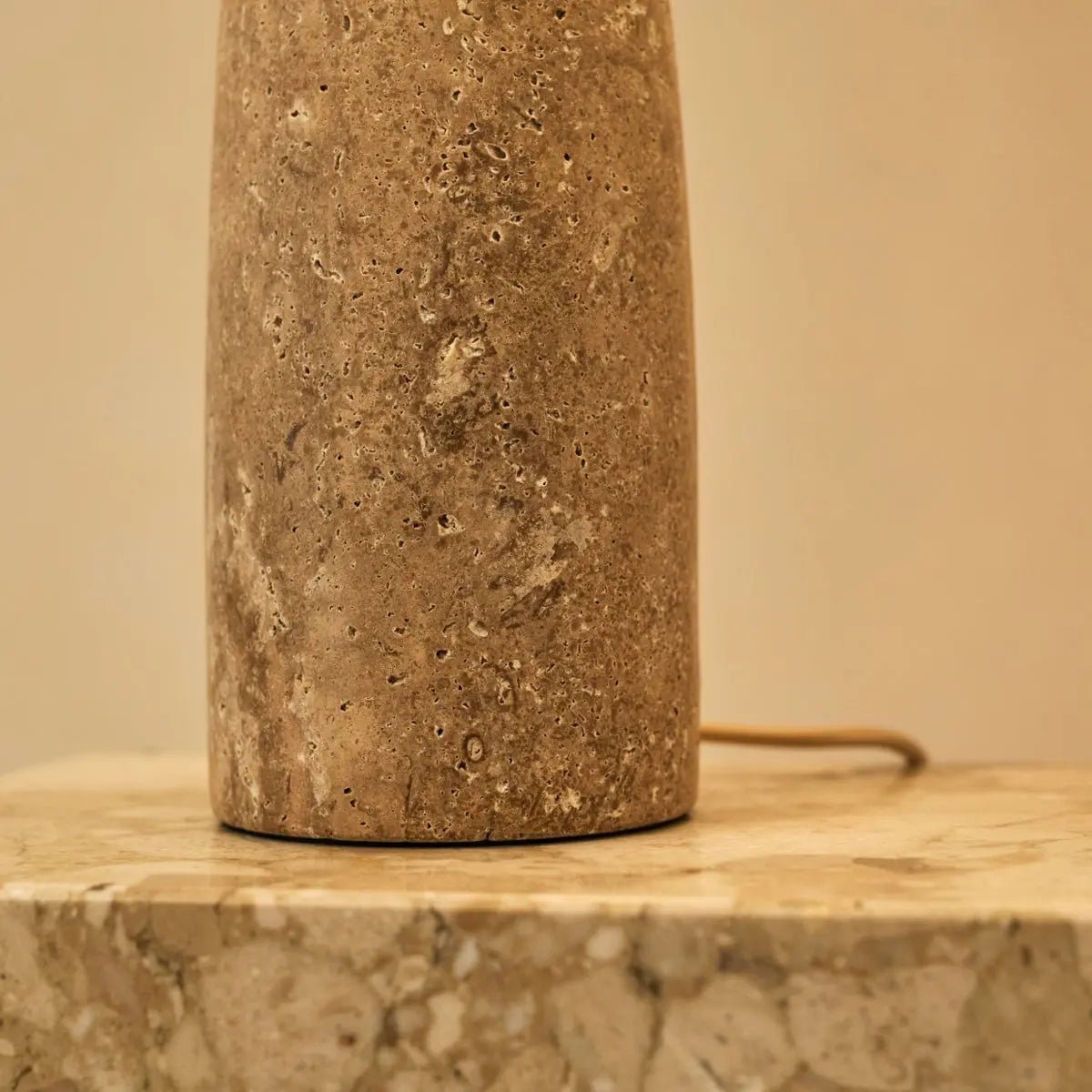 Isla Travertijnlamp