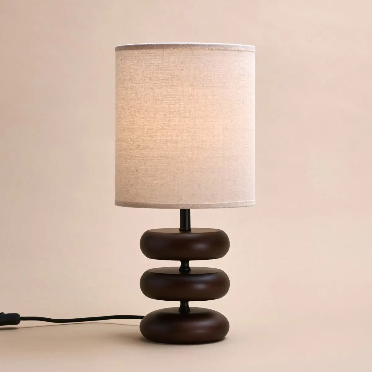 Lara Donkerbruine Houten Tafellamp