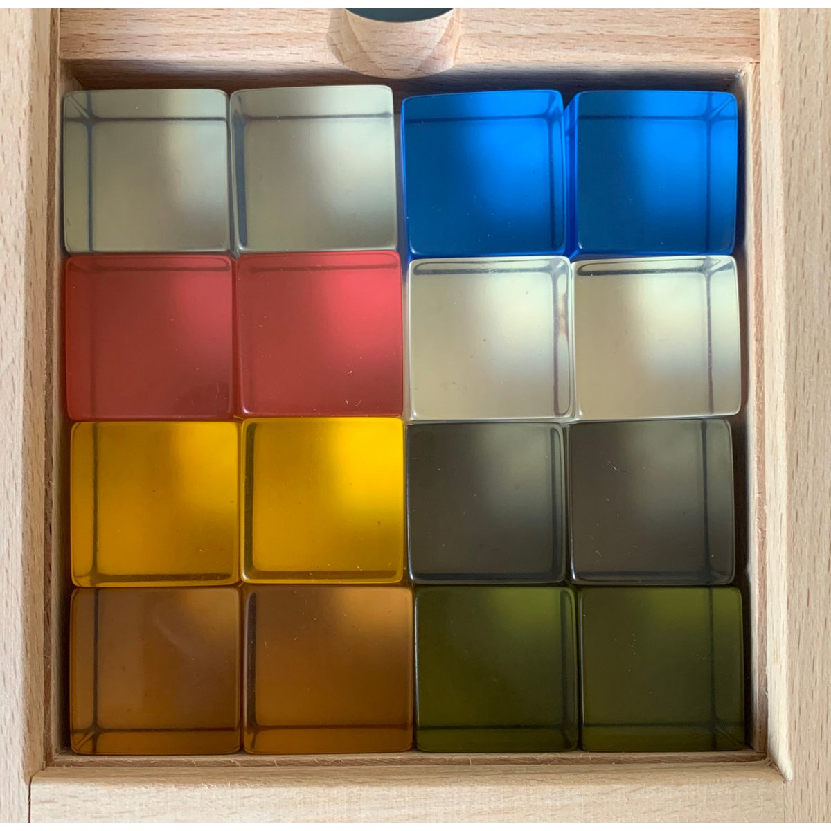 Earth Lucites/16Pc