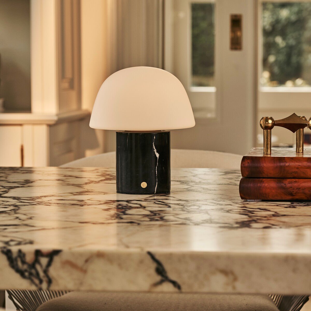 Maes Zwart – Nero Marquina Marble Oplaadbare Tafellamp