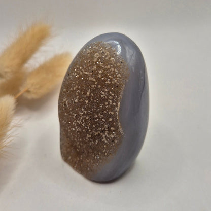 Druzy Grijze Agaat Freeform / Staande Edelsteen Kristal - #17 127G