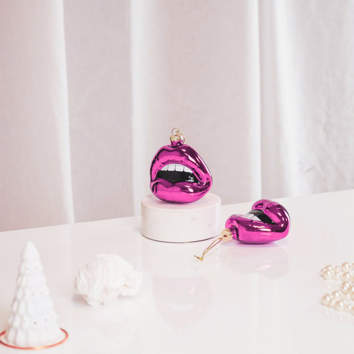 Ornament - Kersthanger - Lip - Glas - Roze - 8,5X3,5X8,5Cm