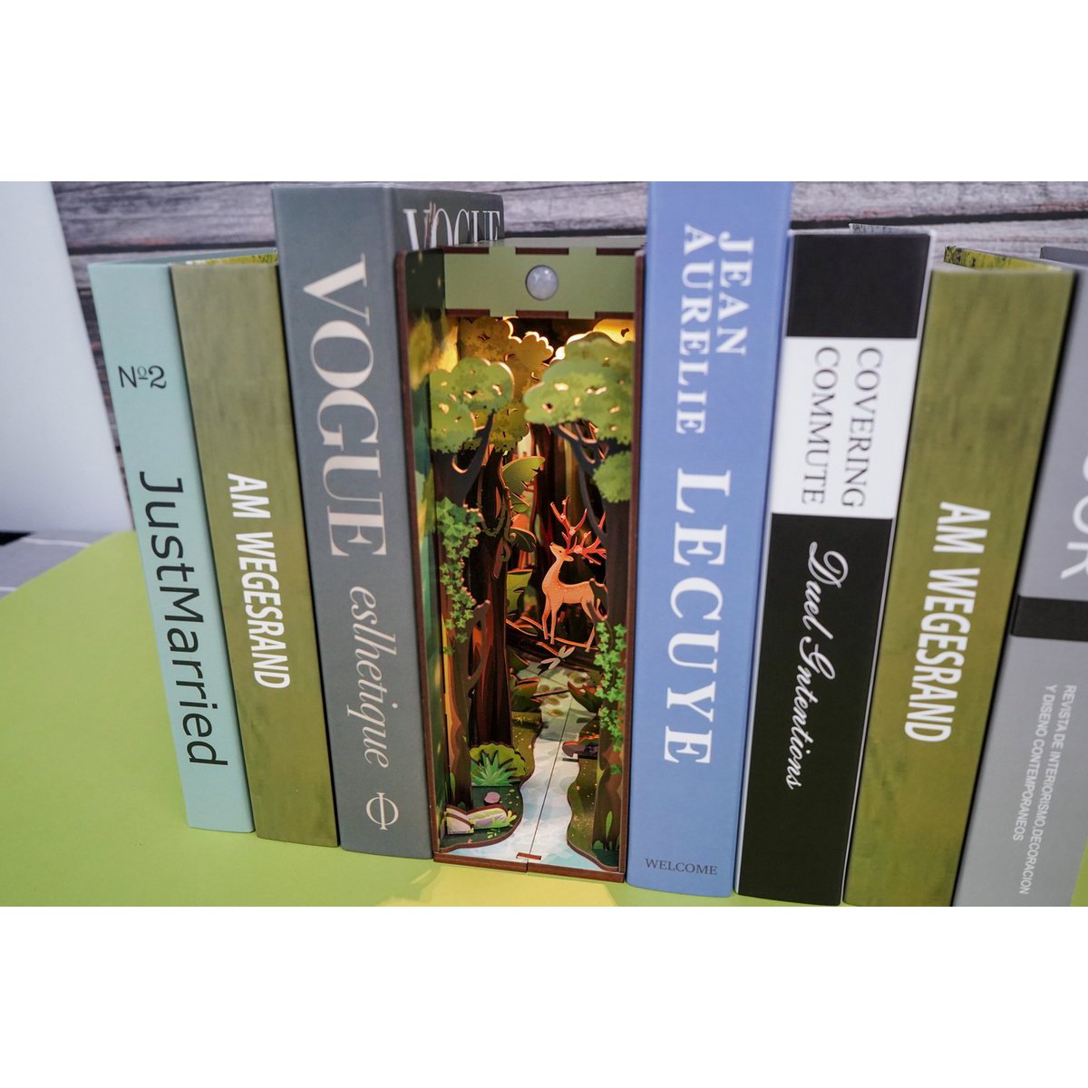 Tonecheer, Diy Book Nook, Story Of The Forest Bookend, Tq106, 18,2X8X24,5Cm